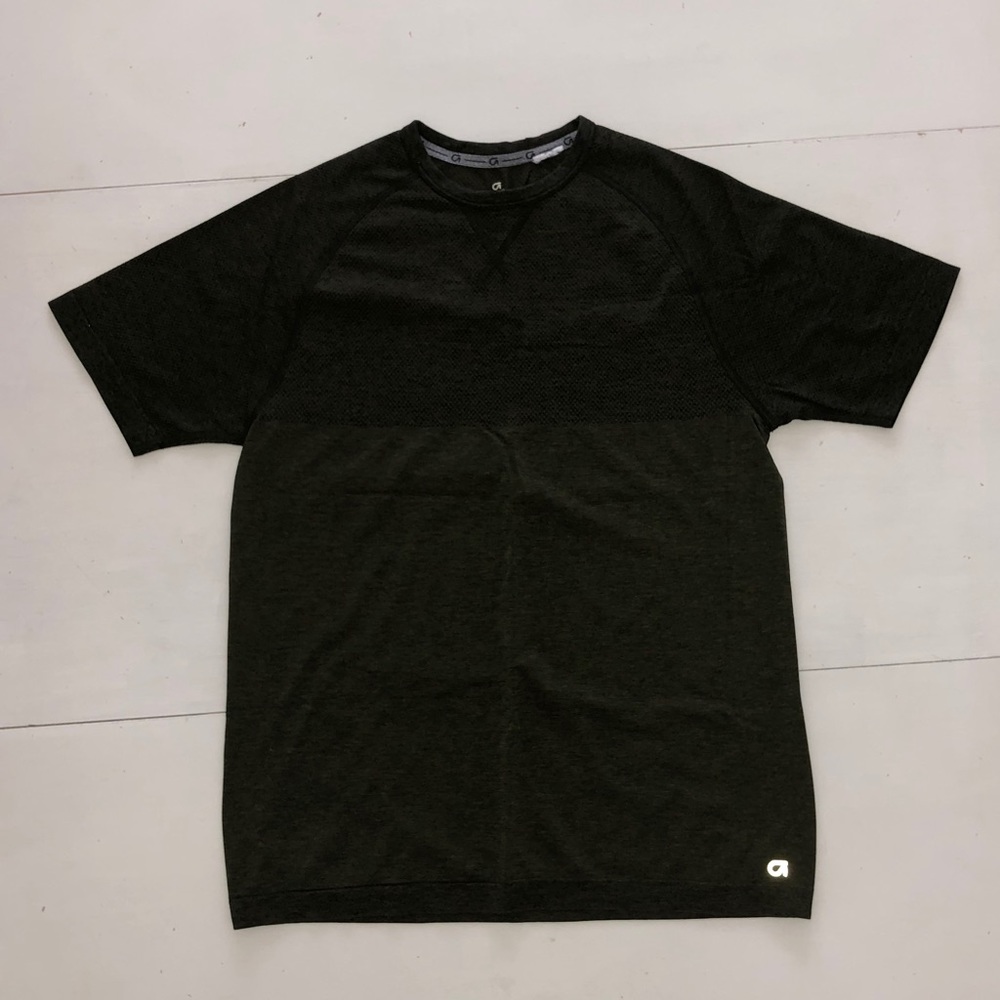 GAP Fit Short Sleeve Shirt